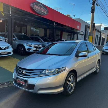 HONDA CITY 1.5 EX 16V FLEX 4P MANUAL HONDA CITY 1.5 EX 16V FLEX 4P MANUAL